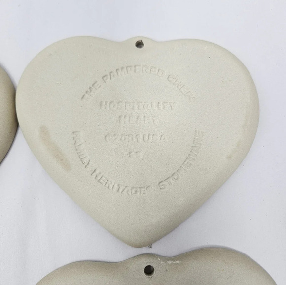 The Pampered Chef Family Heritage Stoneware Cookie Molds Qty 4 Has some recipes - Picture 9 of 10